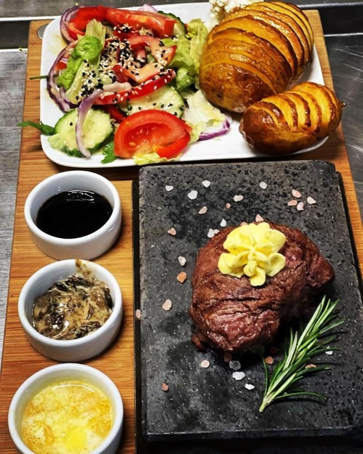 Restauracja I Noclegi Izba Rybacka W Krainie Wygaslych Wulkanow Podgorki Exteriör bild