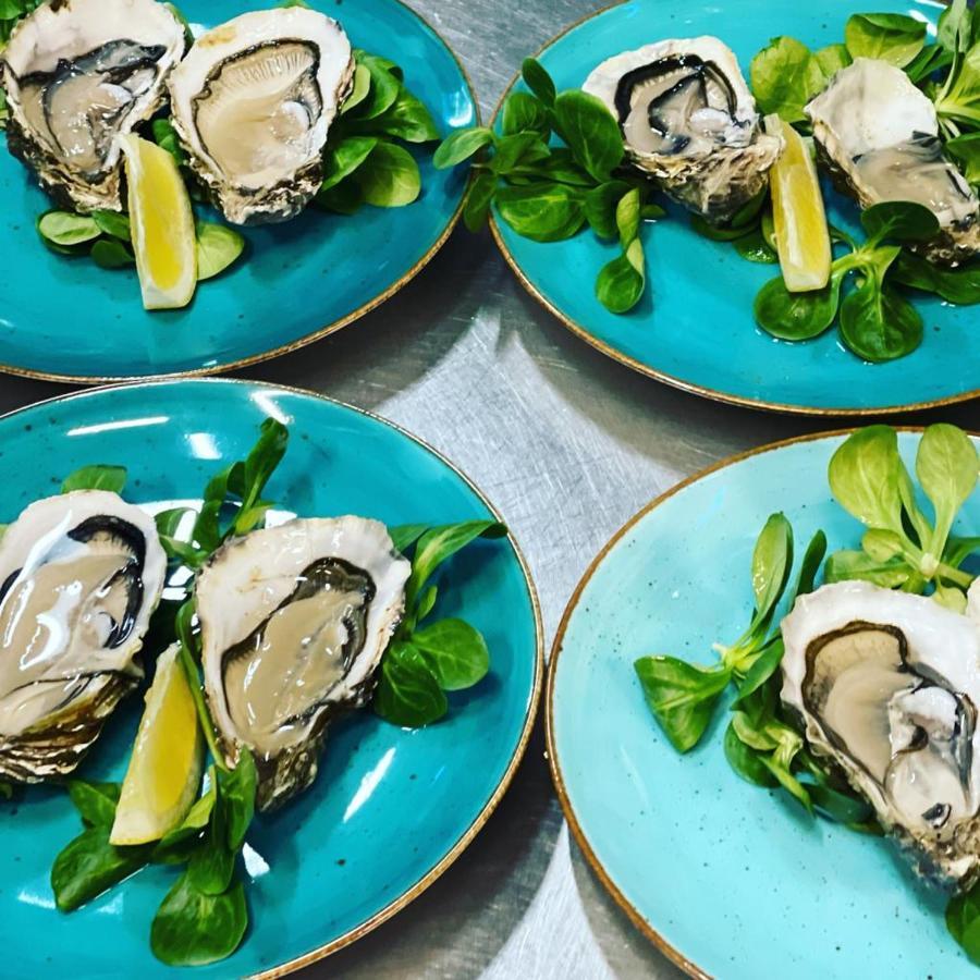 Restauracja I Noclegi Izba Rybacka W Krainie Wygaslych Wulkanow Podgorki Exteriör bild