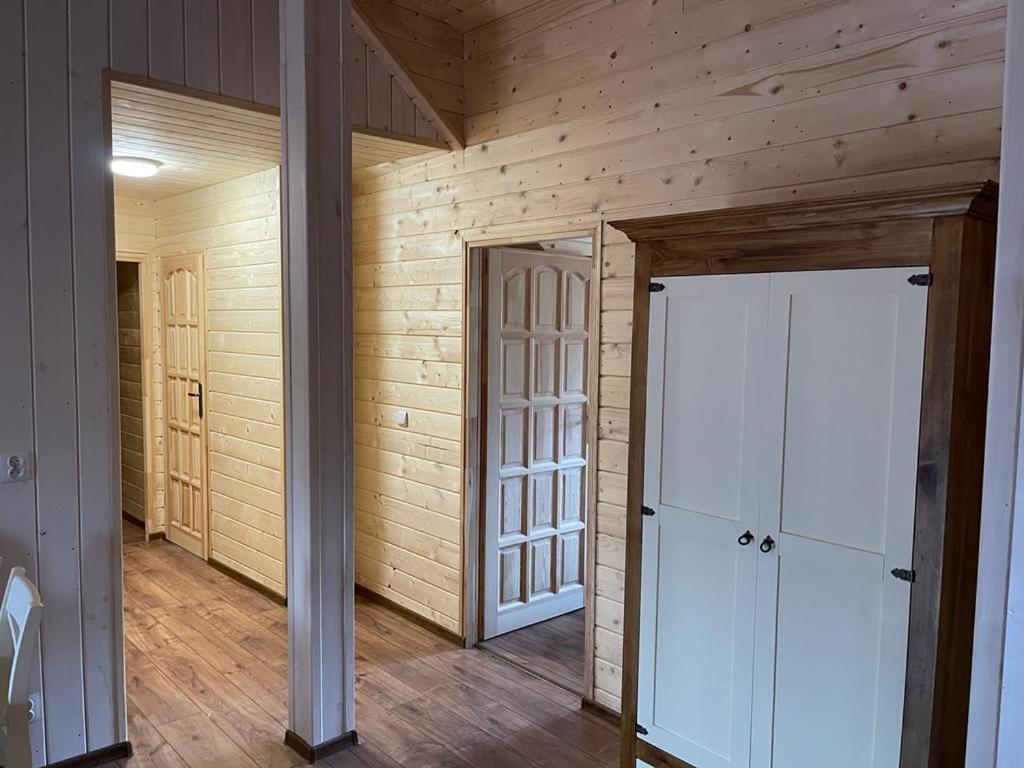 Restauracja I Noclegi Izba Rybacka W Krainie Wygaslych Wulkanow Podgorki Exteriör bild