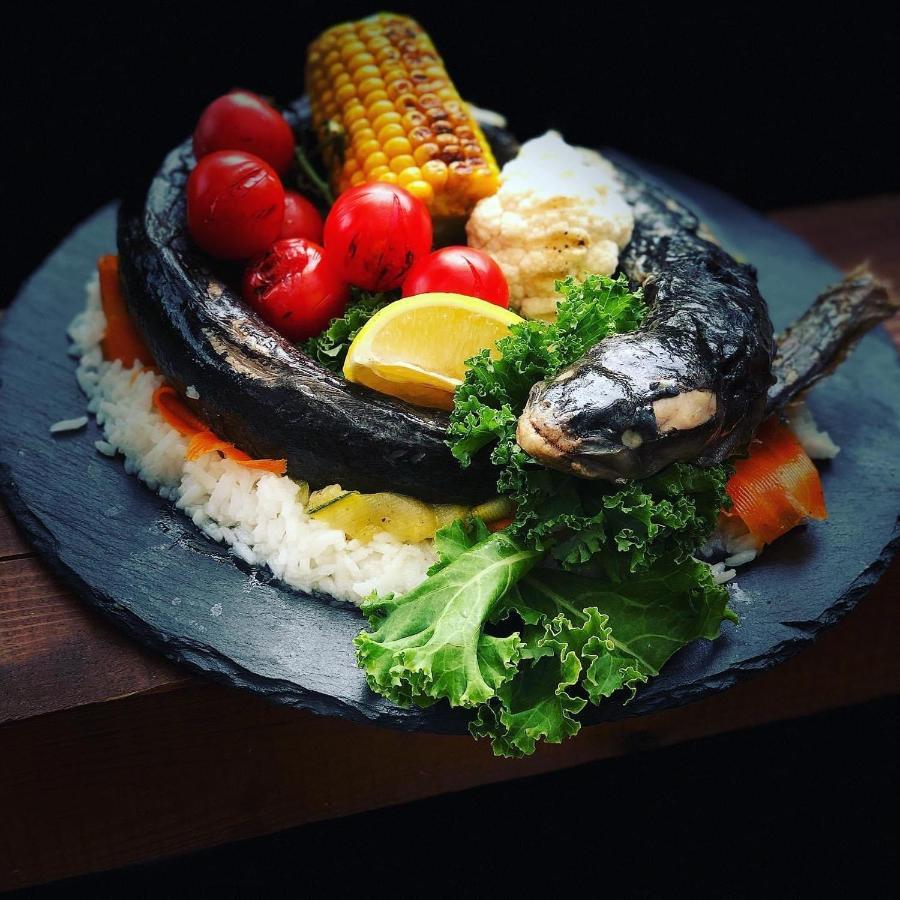 Restauracja I Noclegi Izba Rybacka W Krainie Wygaslych Wulkanow Podgorki Exteriör bild