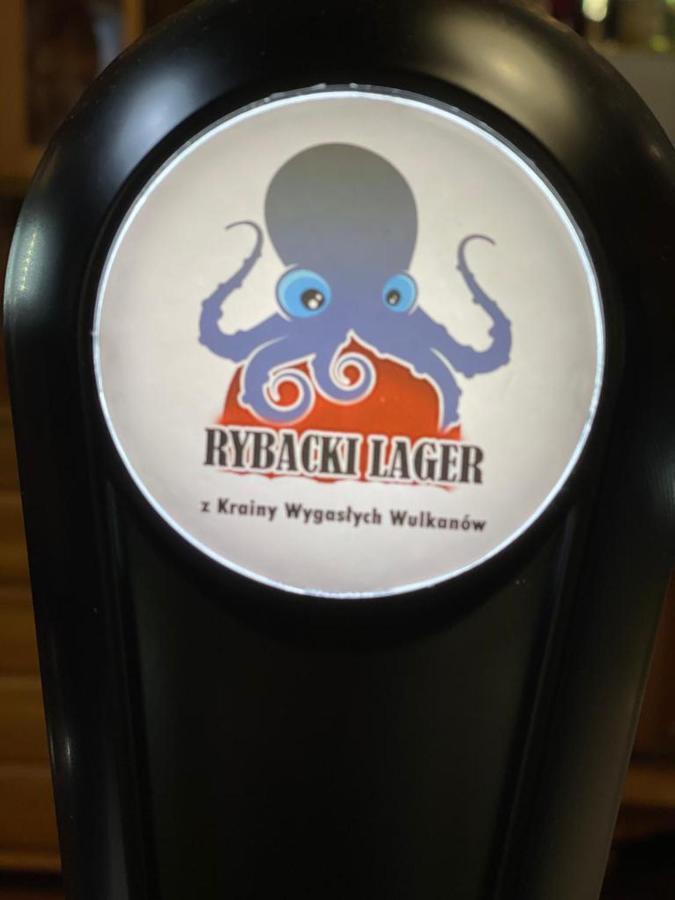 Restauracja I Noclegi Izba Rybacka W Krainie Wygaslych Wulkanow Podgorki Exteriör bild
